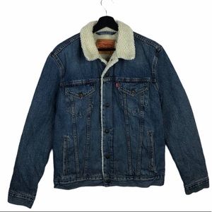 LEVI denim Sherpa lined trucker jacket
